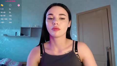Snapshot of kseni_a chatting on 07-20-26, 11:01 Ksenia online show from 07-20-26, 11:01