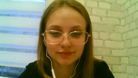 Snapshot of ksyu_nya chatting on 12-15-25, 12:42 ksyu_nya online show from 12-15-25, 12:42