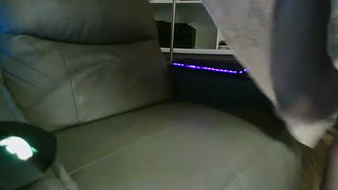 Snapshot of kt12369 chatting on 07-07-26, 07:23 Kevin online show from 07-07-26, 07:23