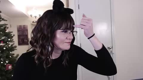 Cait online show from 01-10-26, 01:29