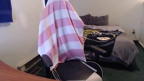 Kuggy online show from 10-26-25, 06:14