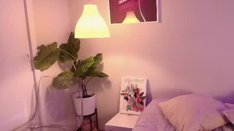 Snapshot of kumiren_ chatting on 07-25-26, 07:00 Sofia online show from 07-25-26, 07:00