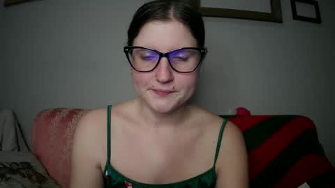 Snapshot of kunzitegoddess chatting on 12-10-24, 11:19 Samantha online show from 12-10-24, 11:19