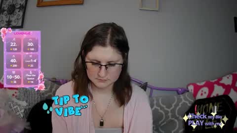 Snapshot of kunzitegoddess chatting on 03-05-25, 07:38 Samantha online show from 03-05-25, 07:38