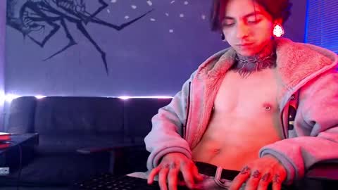 Snapshot of kuregari_xs chatting on 09-30-25, 04:39 kuregari_xs online show from 09-30-25, 04:39
