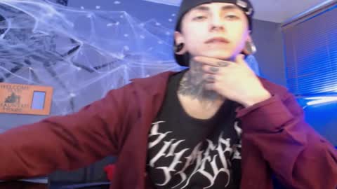 kuregari_xs online show from 10-31-25, 05:19