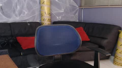 kuregari_xs online show from 11-02-25, 04:37