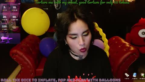 Snapshot of kureiji_fetish chatting on 01-04-25, 04:23 Fetiche Woman online show from 01-04-25, 04:23