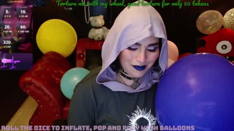 Snapshot of kureiji_fetish chatting on 01-09-25, 06:38 Fetiche Woman online show from 01-09-25, 06:38