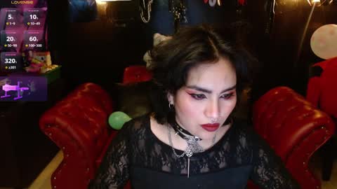 Snapshot of kureiji_fetish chatting on 01-16-25, 06:56 Fetiche Woman online show from 01-16-25, 06:56