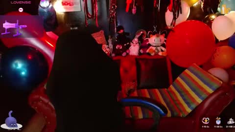 Snapshot of kureiji_fetish chatting on 09-19-25, 10:43 Fetiche Woman online show from 09-19-25, 10:43