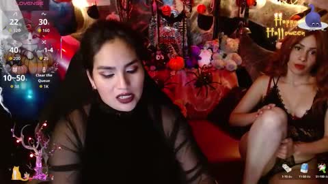 Snapshot of kureiji_fetish chatting on 10-15-25, 11:05 Fetiche Woman online show from 10-15-25, 11:05