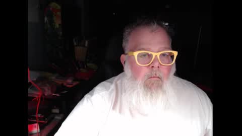 Snapshot of kustom77 chatting on 02-10-26, 01:32 Vlad Voivode of Wallachia online show from 02-10-26, 01:32