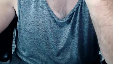 Snapshot of kwib34 chatting on 10-12-25, 10:14 kwib34 online show from 10-12-25, 10:14