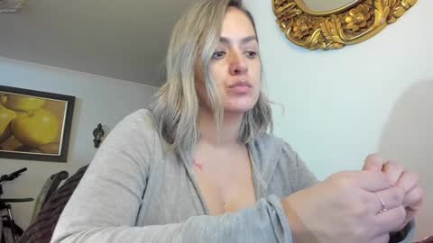 kyhara online show from 02-02-25, 03:32