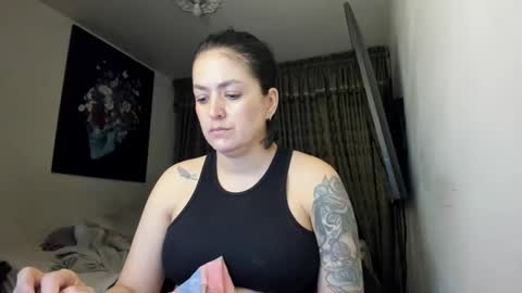 Snapshot of kyhara chatting on 02-15-26, 03:58 kyhara online show from 02-15-26, 03:58