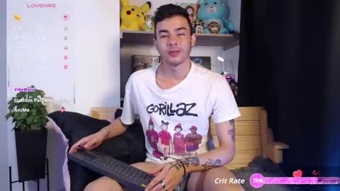 Snapshot of kyle_bratz chatting on 10-07-25, 07:55 kyle online show from 10-07-25, 07:55