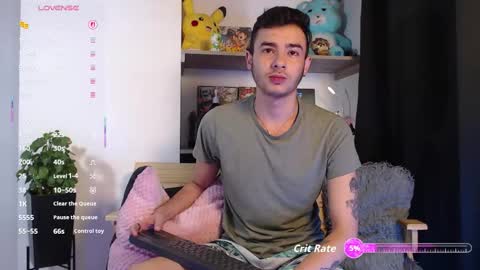 Snapshot of kyle_bratz chatting on 10-13-25, 06:41 kyle online show from 10-13-25, 06:41