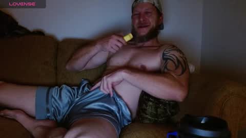 Snapshot of kylechat chatting on 02-20-25, 05:33 Kyle chat online show from 02-20-25, 05:33