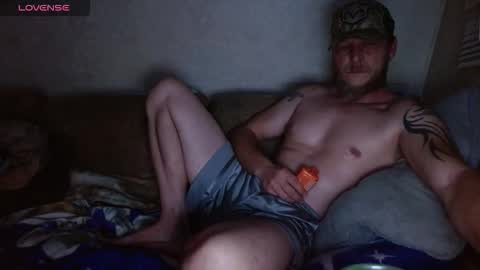 Snapshot of kylechat chatting on 12-04-25, 06:23 Kyle chat online show from 12-04-25, 06:23