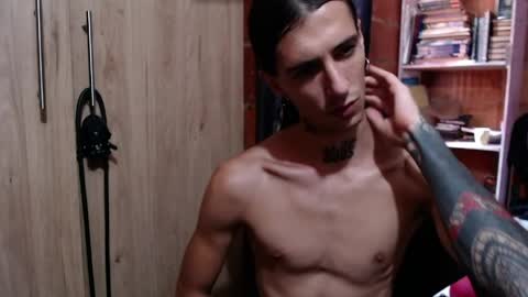 Snapshot of kyleer77 chatting on 05-30-26, 07:33 kyleer77 online show from 05-30-26, 07:33