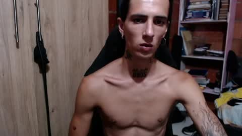 Snapshot of kyleer77 chatting on 06-05-26, 10:37 kyleer77 online show from 06-05-26, 10:37
