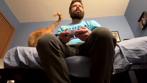 kyleisabadname online show from 10-31-25, 03:07