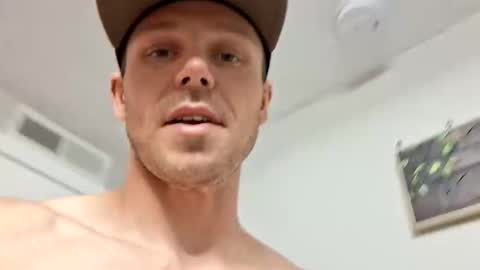 Snapshot of kylespade727 chatting on 11-13-25, 06:40 Thickcock813 online show from 11-13-25, 06:40