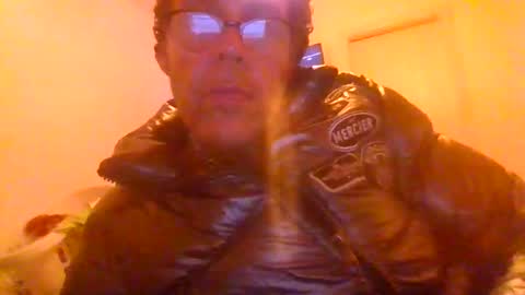 kylestrips4youq online show from 11-23-25, 06:02