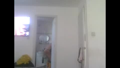 kylestrips4youq online show from 04-19-26, 11:53