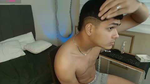 Kyliam online show from 06-29-26, 07:58