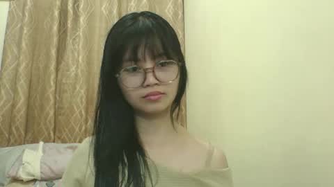 its me KYLIE online show from 11-28-25, 12:24