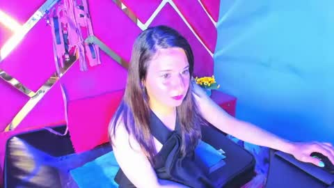 kylie_bloom online show from 04-15-26, 11:38