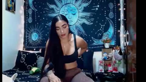 kylie online show from 05-27-26, 09:23