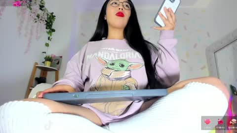 Kylie online show from 01-30-25, 09:58