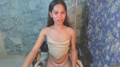 kylie online show from 12-26-24, 12:05