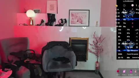 Kylie online show from 09-10-25, 05:40