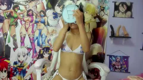 Snapshot of kylie_moan chatting on 09-12-25, 03:28 KYLIE online show from 09-12-25, 03:28