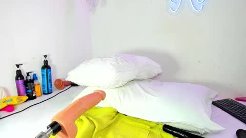 kylie Sttel online show from 12-09-24, 02:17