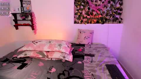 kylietimothee online show from 03-11-26, 07:31