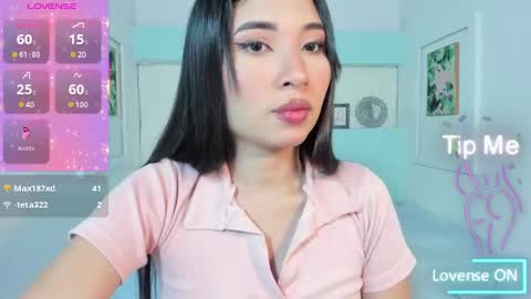 Snapshot of kyliewest6 chatting on 03-07-25, 04:35 Kylie West online show from 03-07-25, 04:35