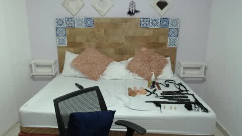 Kylie online show from 02-02-25, 02:13