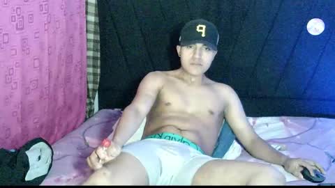 kym629357 online show from 11-19-25, 07:58