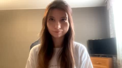 Snapshot of kymberlychimes chatting on 02-16-26, 01:40 Kary online show from 02-16-26, 01:40