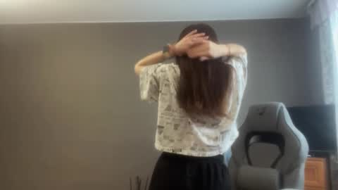 Snapshot of kymberlychimes chatting on 03-02-26, 12:12 Kary online show from 03-02-26, 12:12