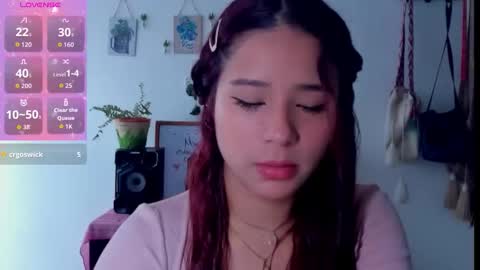 Snapshot of kyomi_beth chatting on 11-19-25, 01:33 kyomi online show from 11-19-25, 01:33