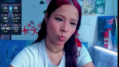 Snapshot of kyomi_beth chatting on 12-17-25, 06:36 kyomi online show from 12-17-25, 06:36