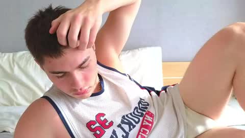Snapshot of kyranbrauny chatting on 05-22-26, 01:02 Ken online show from 05-22-26, 01:02
