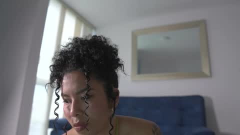 schedule 300 pm - 1100pm colombia time online show from 03-06-25, 09:20