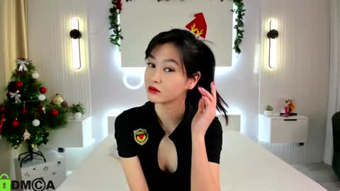 Snapshot of l1l_lola chatting on 01-09-25, 04:19 Ameli online show from 01-09-25, 04:19